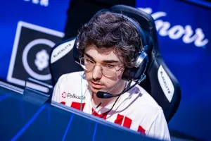 HEROIC met xfl0ud sur le banc, nilo pressenti pour le remplacer